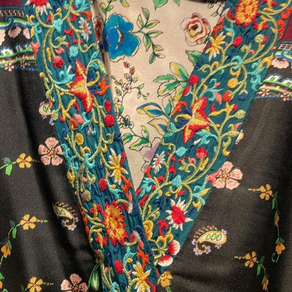 Kimono style Johnny Was silk dress - Picture 4 of 7